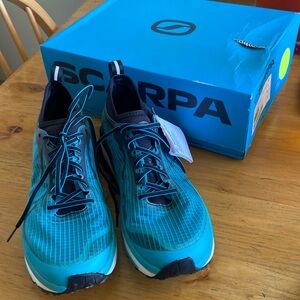 Unisex Scarpa athletic shoes